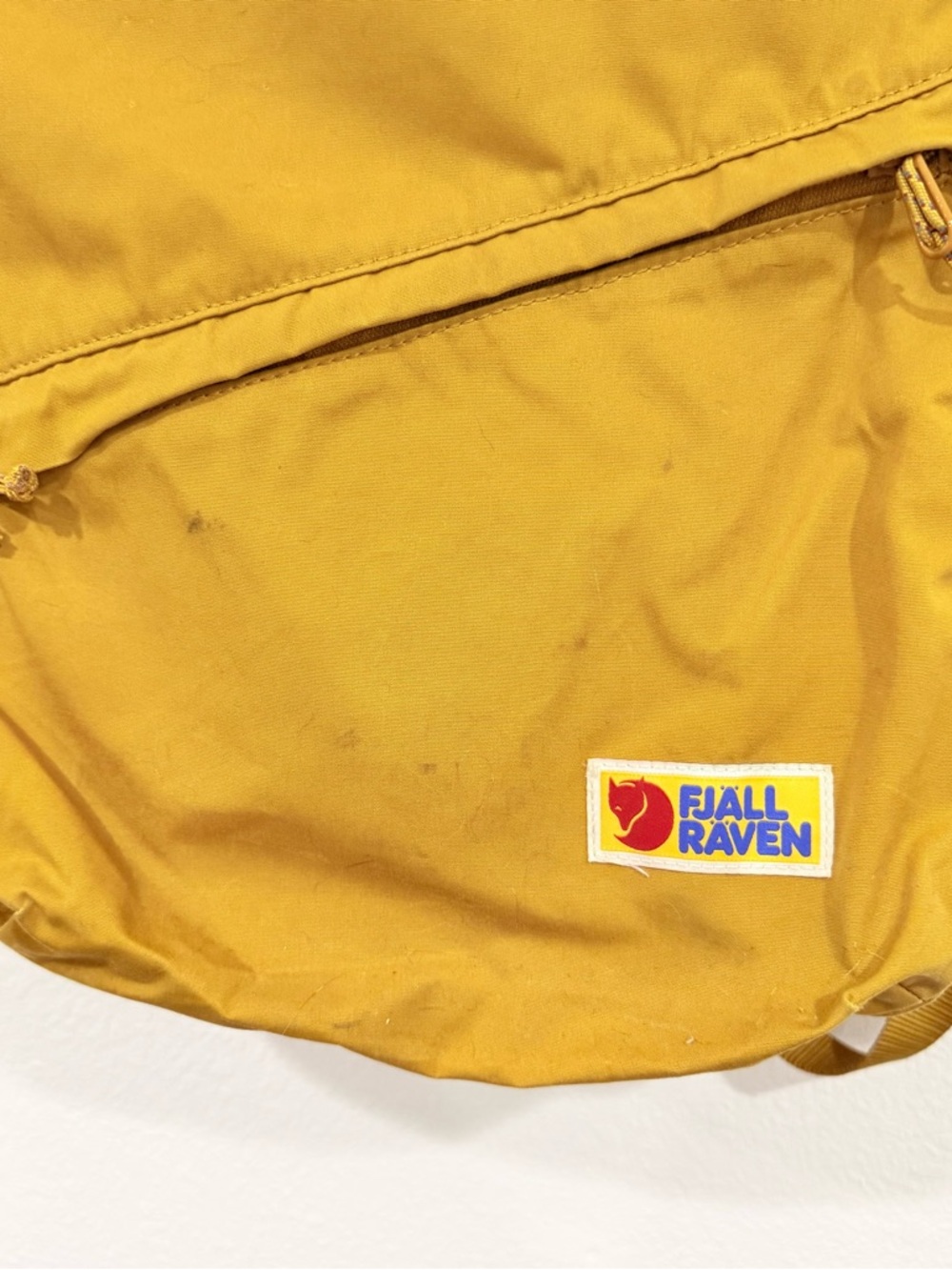 Fjallraven Kanken Vardag Acorn 16L Backpack - Picture 3 of 10
